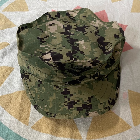 U.S. Navy Working Type III Cap - Picture 6 of 11